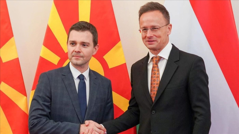 Северна Македонија продолжува да врши притисок врз Украина додека го блокира членството во БЕ