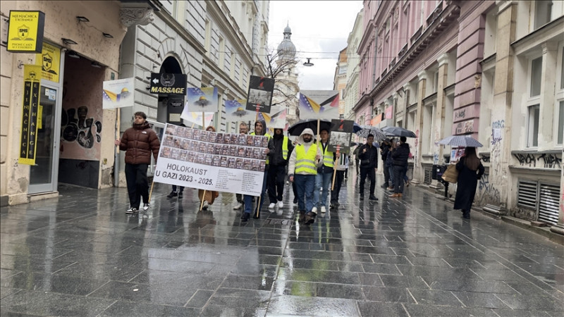 Podrška Palestini u Sarajevu: Postavljen info pult, upriličena protestna šetnja