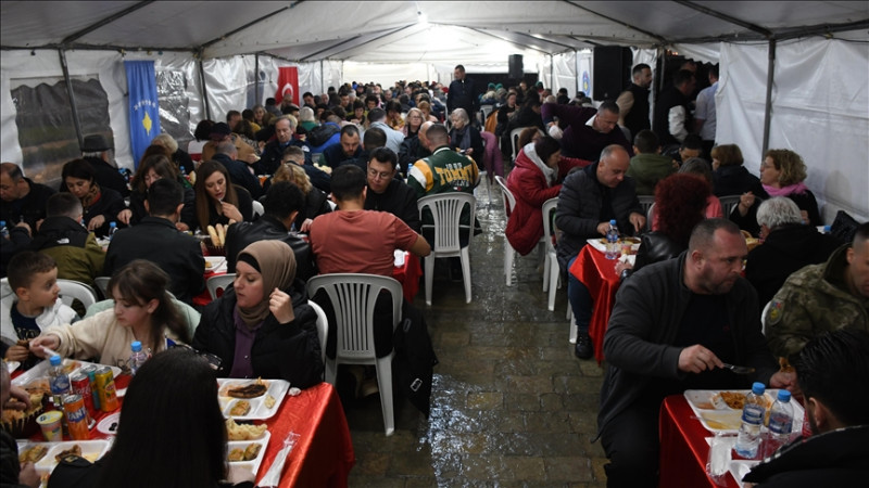 KFOR-i Turk shtron iftar në Prizren me rastin e Natës së Kadrit