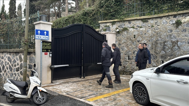 Suspect in 'organized crime’, ‘corruption’ probe in Istanbul apprehended with hefty sum of cash