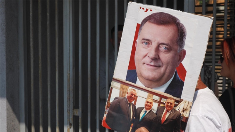 Sud BiH zatražio od Interpola raspisivanje međunarodne potjernice za Dodikom i Stevandićem