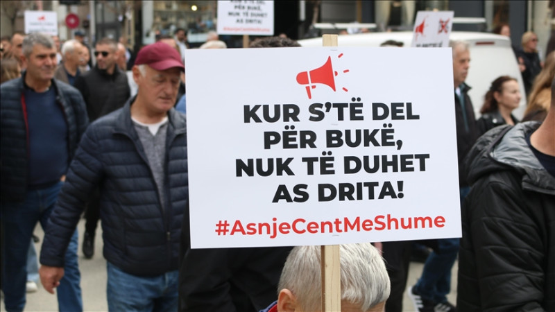 Kosovë, qytetarët protestojnë kundër shtrenjtimit të energjisë elektrike