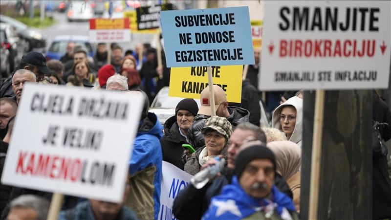 Протест во Сараево поради лошата економска ситуација и високите трошоци за живот