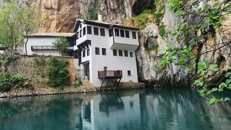 Buna Nehri’nin kıyısında Osmanlı izleri: Blagay Tekkesi