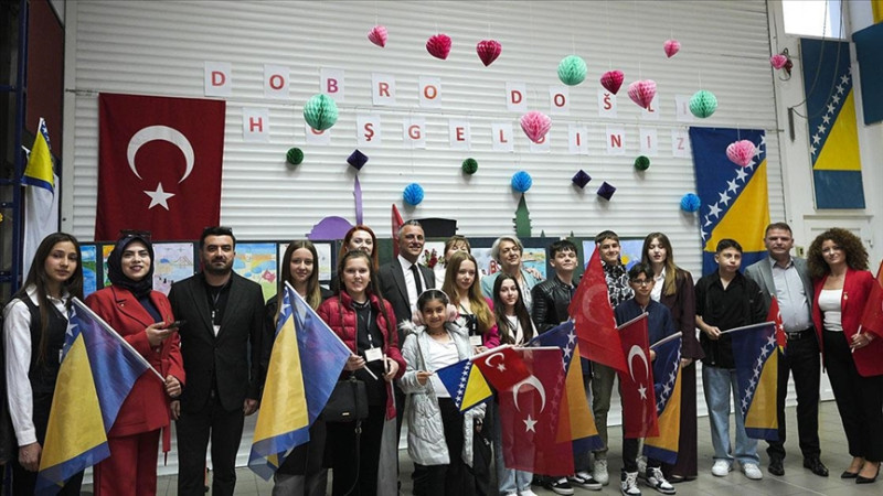 İstanbul ve Saraybosnalı öğrenciler, 