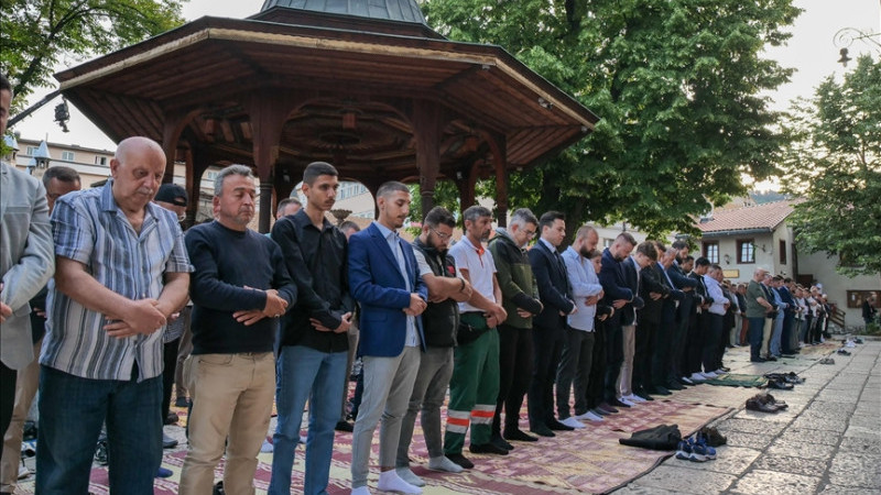 Klanjanjem bajram-namaza muslimani u regiji dočekali Kurban bajram
