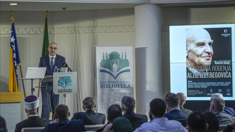 Naučni skup: Za bosanskohercegovačke muslimane Alija Izetbegović je simbol borbe za biološki opstana