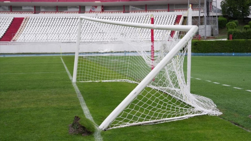 BiH: Olujno nevrijeme prouzrokovalo znatna oštećenja na stadionu Zrinjskog
