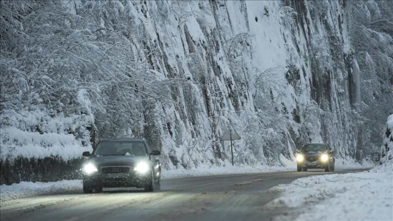 Vremenske nepogode praćene snijegom zahvatile regiju