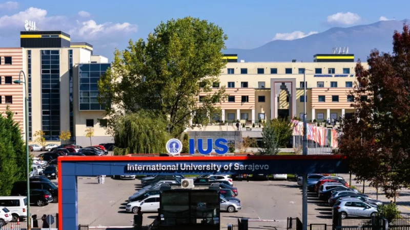 IUS Kariyer Fuarı: Gençler ile Şirketler Aynı Platformda Buluştu