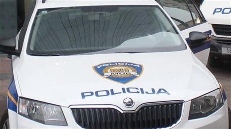 Državljanin BiH protjeran iz Hrvatske zbog isticanja zastave RS