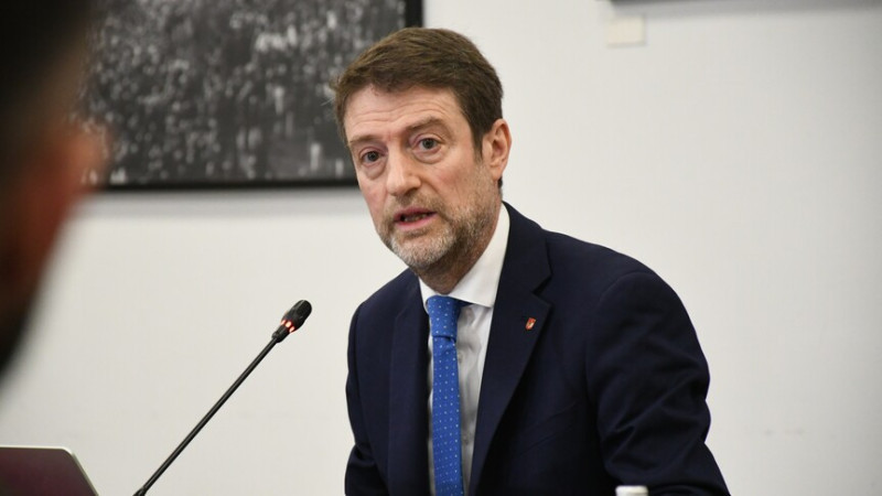 Ministri Hoxha: Shtetasi shqiptar, Goxhaj, pjesëmarrës në flotiljen “Sumud”, është rrugës për në atd