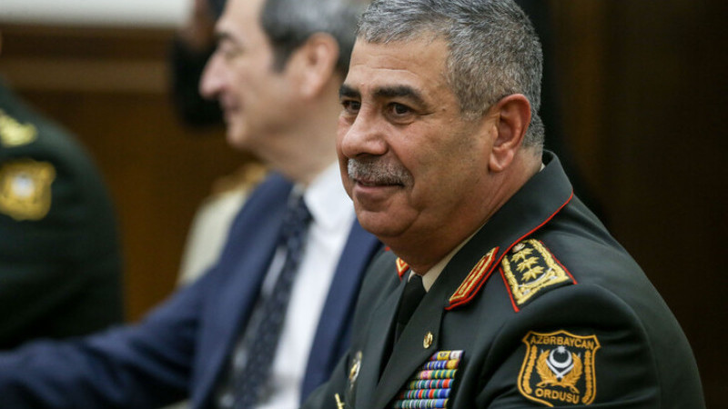 Ministrat e Mbrojtjes të Serbisë dhe Azerbajxhanit diskutuan për zgjerimin e bashkëpunimit ushtarak