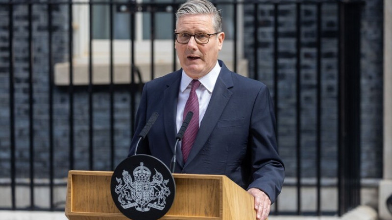 Kryeministri britanik Starmer njofton dorëheqjen mes presionit në rritje mbi rezultatet e zgjedhjeve