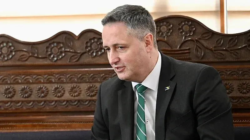 Bećirović, RS Meclisi’nin Ulusal Anıtlar Komisyonu Kararına Karşı Anayasa Mahkemesi’ne Başvurdu