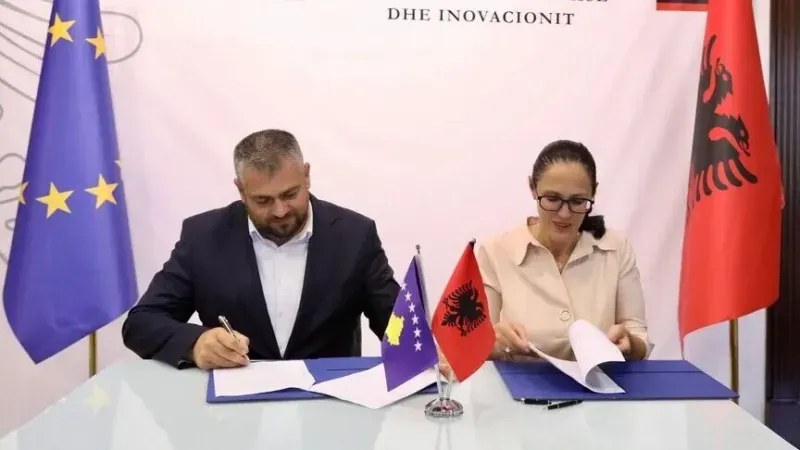 Shqipëria dhe Kosova nënshkruajnë marrëveshje për mobilitetin në punë